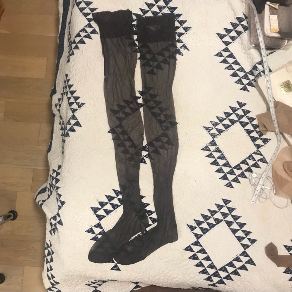 Vintage NWOT nylon stockings sz11 patterned flat knit black mist